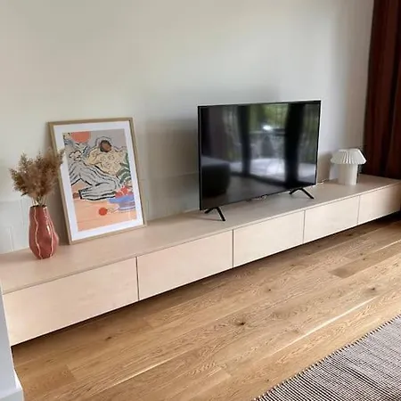 Zwirn, Free Parking, 24/7 Access Bratysława