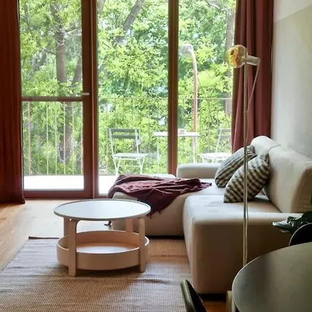 Zwirn, Free Parking, 24/7 Access Bratysława