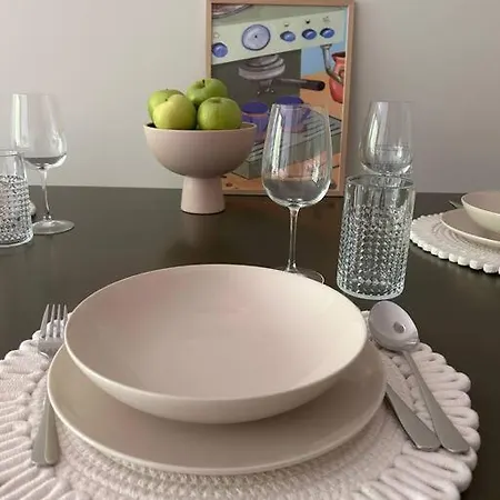 Zwirn, Free Parking, 24/7 Access *