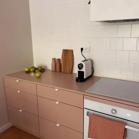 Zwirn, Free Parking, 24/7 Access Appartement